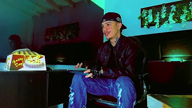 HannibalLester online show from April 2026 03:21:01 AM