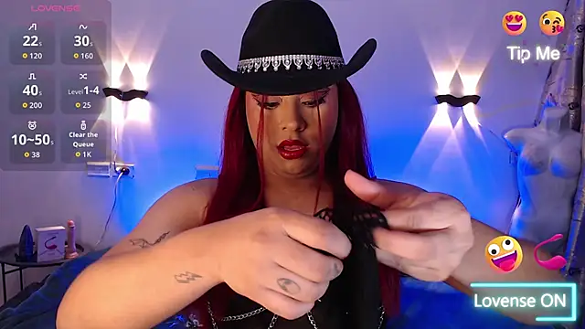 Emili Roux online show from November 2025 12:05:02 PM