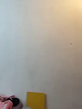 crystalmmour online show from January 2025 11:43:02 AM