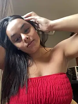 crystalmmour online show from February 2025 08:04:02 PM