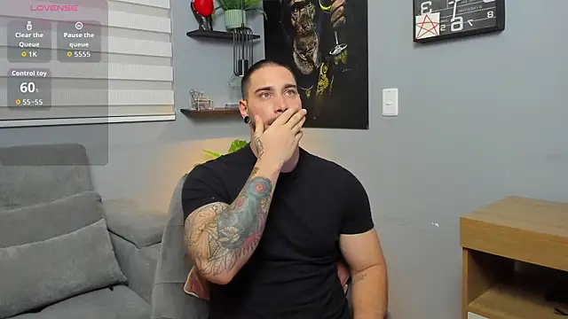 Giorgio-Leone online show from September 2025 11:49:01 PM