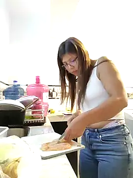 ARIANA SAENS online show from December 2024 11:17:02 PM