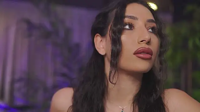 GinaValentinna online show from April 2026 07:58:01 PM