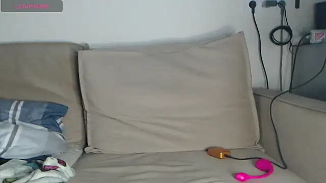 -LauraGold- online show from March 2025 01:21:02 AM