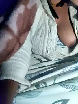 Snapshot of lovelyruhi chatting on December 2024 06:09:01 PM lovelyruhi online show from December 2024 06:09:01 PM