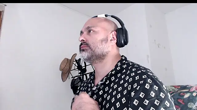 Gabriel Harmant online show from January 2026 06:21:02 PM