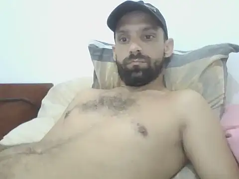 Snapshot of ubermaluco1 chatting on February 2025 07:46:01 PM ubermaluco1 online show from February 2025 07:46:01 PM