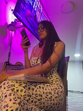 AleFantasy0001 online show from May 2026 02:07:02 AM