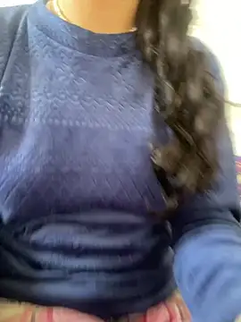 Lina-lolo online show from December 2024 05:44:01 PM