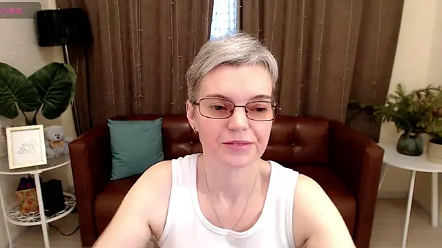 Snapshot of Cutie_Erikaa1 chatting on January 2025 05:26:02 AM Cutie Erikaa1 online show from January 2025 05:26:02 AM