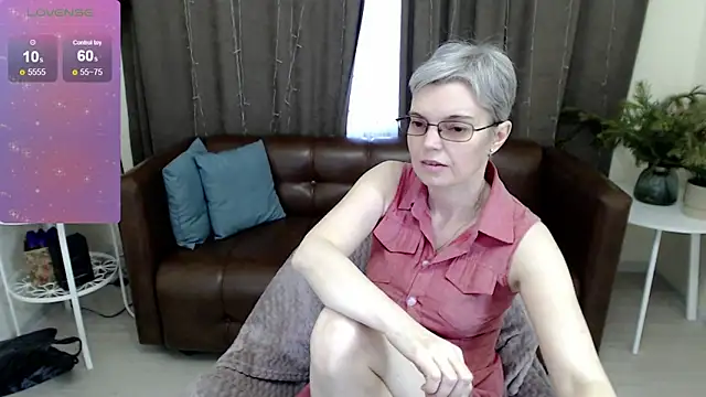 Snapshot of Cutie_Erikaa1 chatting on January 2025 08:41:01 AM Cutie Erikaa1 online show from January 2025 08:41:01 AM