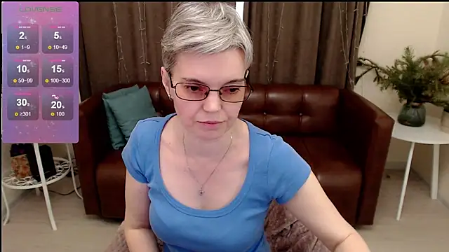 Snapshot of Cutie_Erikaa1 chatting on January 2025 08:34:02 AM Cutie Erikaa1 online show from January 2025 08:34:02 AM