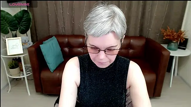 Snapshot of Cutie_Erikaa1 chatting on January 2025 09:24:01 AM Cutie Erikaa1 online show from January 2025 09:24:01 AM