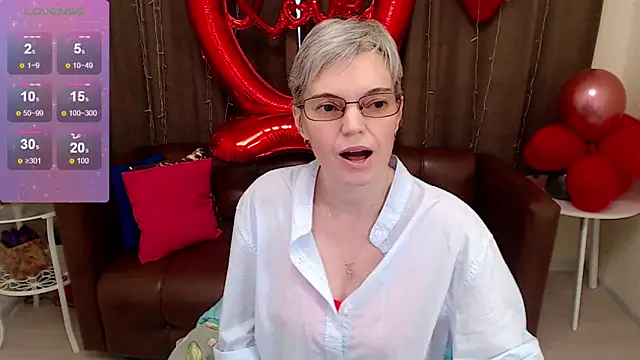 Snapshot of Cutie_Erikaa1 chatting on February 2025 05:37:01 AM Cutie Erikaa1 online show from February 2025 05:37:01 AM