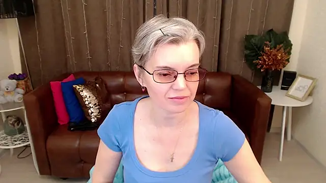 Snapshot of Cutie_Erikaa1 chatting on February 2025 02:32:02 AM Cutie Erikaa1 online show from February 2025 02:32:02 AM