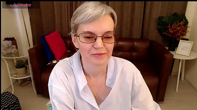 Snapshot of Cutie_Erikaa1 chatting on March 2025 08:45:01 AM Cutie Erikaa1 online show from March 2025 08:45:01 AM