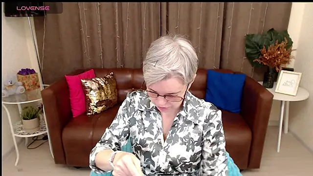 Snapshot of Cutie_Erikaa1 chatting on March 2025 02:29:01 AM Cutie Erikaa1 online show from March 2025 02:29:01 AM