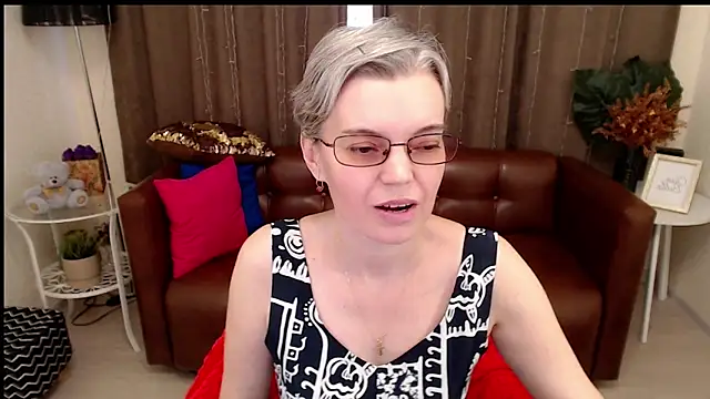 Snapshot of Cutie_Erikaa1 chatting on March 2025 05:43:02 AM Cutie Erikaa1 online show from March 2025 05:43:02 AM