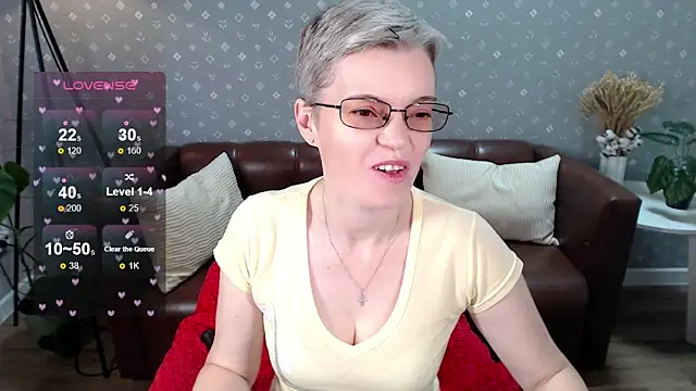 Snapshot of Cutie_Erikaa1 chatting on September 2025 11:32:01 AM Cutie Erikaa1 online show from September 2025 11:32:01 AM