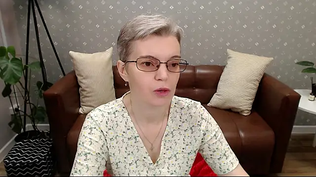 Snapshot of Cutie_Erikaa1 chatting on September 2025 02:26:01 AM Cutie Erikaa1 online show from September 2025 02:26:01 AM