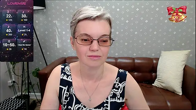 Snapshot of Cutie_Erikaa1 chatting on October 2025 04:32:01 AM Cutie Erikaa1 online show from October 2025 04:32:01 AM