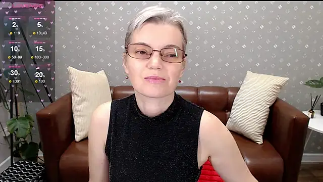 Snapshot of Cutie_Erikaa1 chatting on October 2025 02:11:02 AM Cutie Erikaa1 online show from October 2025 02:11:02 AM