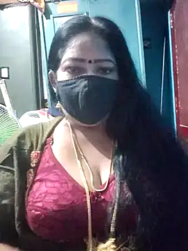 Snapshot of maniisha chatting on June 2026 05:23:01 PM maniisha online show from June 2026 05:23:01 PM