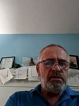 Snapshot of geilerschwanz64 chatting on January 2025 07:29:02 PM geilerschwanz64 online show from January 2025 07:29:02 PM