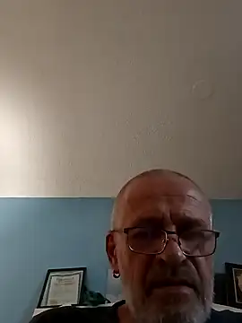 Snapshot of geilerschwanz64 chatting on January 2025 01:27:01 AM geilerschwanz64 online show from January 2025 01:27:01 AM