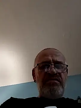 Snapshot of geilerschwanz64 chatting on January 2025 04:15:01 AM geilerschwanz64 online show from January 2025 04:15:01 AM