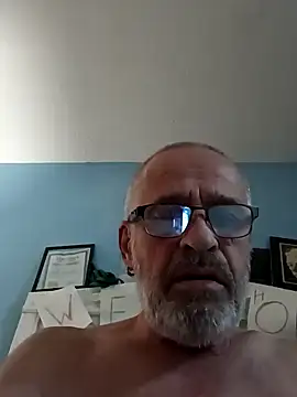 Snapshot of geilerschwanz64 chatting on January 2025 03:05:02 AM geilerschwanz64 online show from January 2025 03:05:02 AM