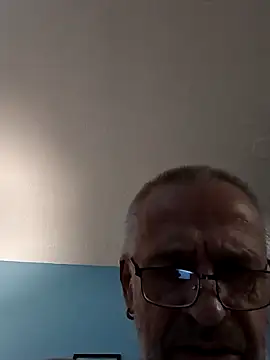 Snapshot of geilerschwanz64 chatting on February 2025 06:25:02 AM geilerschwanz64 online show from February 2025 06:25:02 AM