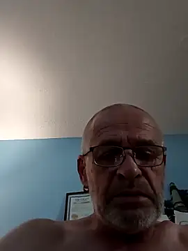 Snapshot of geilerschwanz64 chatting on February 2025 03:48:01 AM geilerschwanz64 online show from February 2025 03:48:01 AM