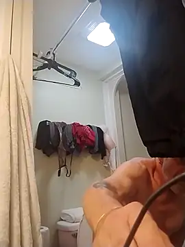 geilerschwanz64 online show from November 2025 06:36:01 AM