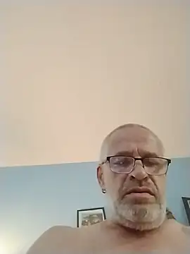 geilerschwanz64 online show from June 2026 06:53:02 PM