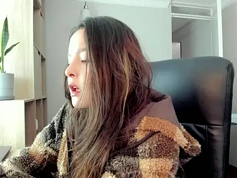 AmandaCallum online show from July 2026 03:28:01 PM