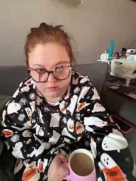 Snapshot of Tallulah-mae-xoxox chatting on October 2025 09:31:01 AM Tallulah-mae-xoxox online show from October 2025 09:31:01 AM