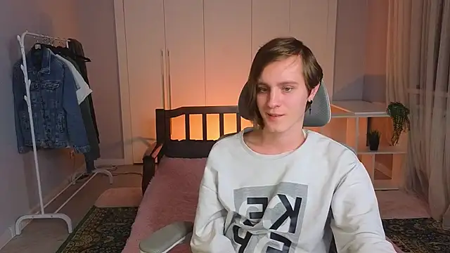 nikompell online show from March 2025 06:50:02 PM