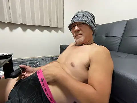 Grandpa29hijii online show from September 2025 01:38:02 PM