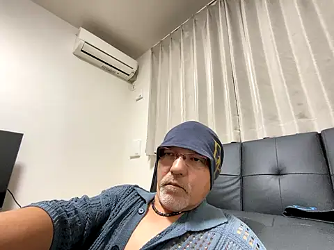 Grandpa29hijii online show from October 2025 01:34:01 PM