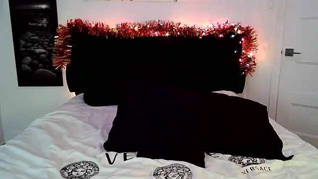 Snapshot of RubyLaStar chatting on December 2024 12:00:02 AM RubyLaStar online show from December 2024 12:00:02 AM