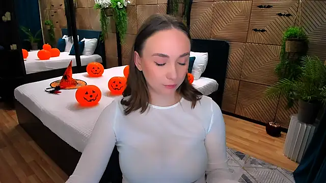 TrueReincarnation online show from November 2025 10:17:01 AM