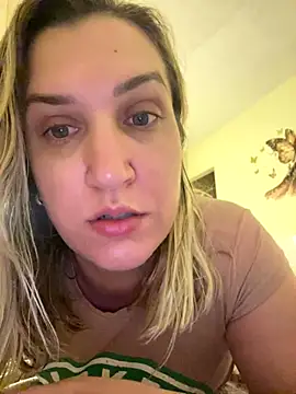 Bia sexynovaes online show from December 2025 10:04:01 PM