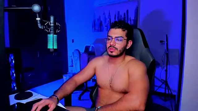 BrunoD31 online show from November 2025 04:04:01 AM