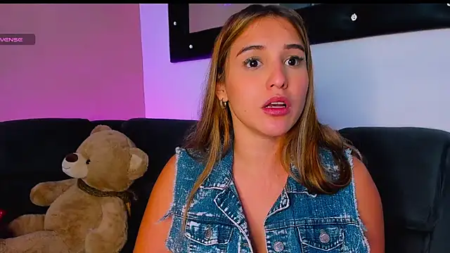 sophijenner online show from December 2024 07:10:01 AM