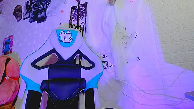 missycanoo online show from October 2025 01:17:02 AM