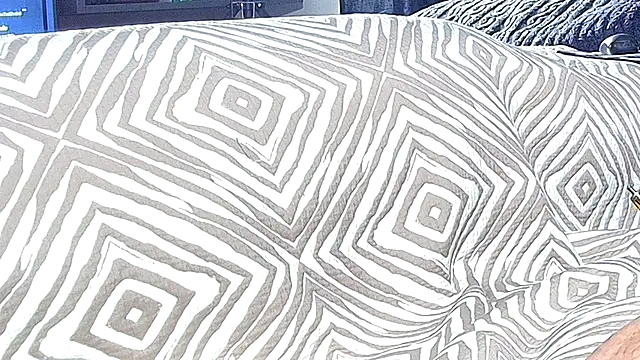 snowpanter online show from January 2025 11:00:02 PM