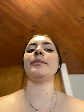 imlindapink online show from March 2025 01:11:01 AM