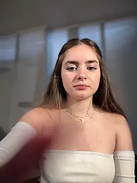 imlindapink online show from March 2025 10:38:02 PM