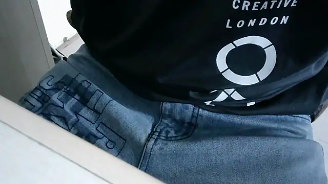 XiaoGuoGuo284512 online show from January 2025 04:54:01 AM